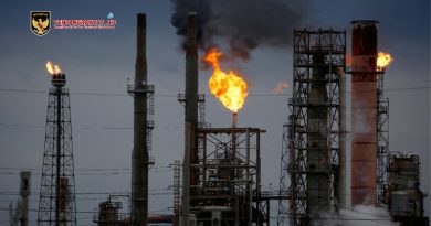 Harga Minyak Dunia Melonjak Setelah Penahanan Kapal Tanker Venezuela oleh AS