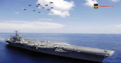 Negosiator AS Sambangi USS Abraham Lincoln di Tengah Ketegangan dengan Iran