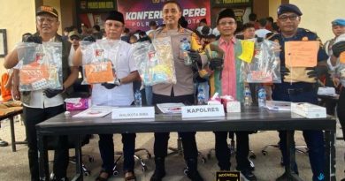 Oknum Perwira Terseret Kasus: AKBP Didik Terima Sekoper Narkoba dari Bandar