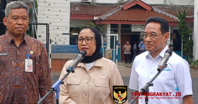 Heboh! Ngaku Cucu Menteri, Pemilik Dapur MBG Diduga Tekan Kepala SPPG Sampai Nangis!