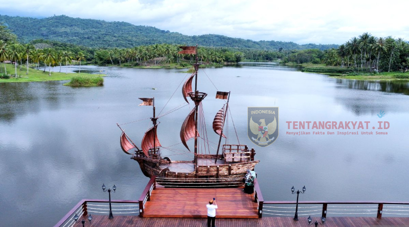 Pemandangan Benteng Otanaha sebagai destinasi wisata sejarah di Gorontalo