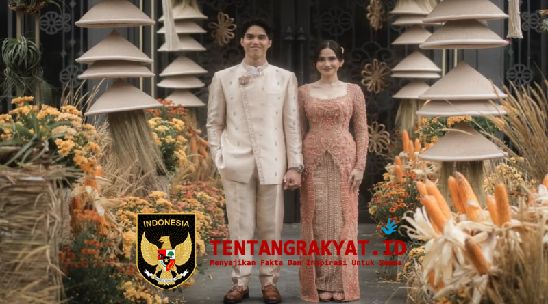 El Rumi dan Syifa Hadju dengan saksi menteri di pernikahan